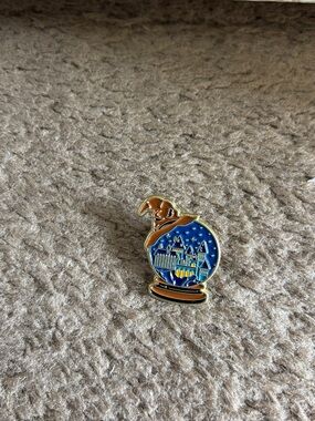 Harry Potter and the Sorcerer’s Stone Fantasy Enamel Pin